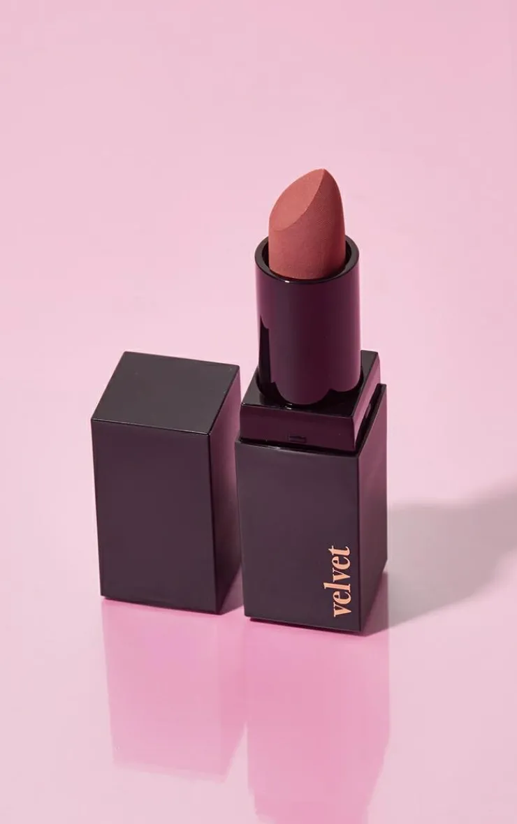 PrettyLittleThing Lipstick*Barry M Velvet Lip Paint