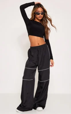 PrettyLittleThing Basic Tops*Basic Slinky Long Sleeve Crop Top