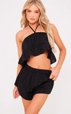 Outlet PrettyLittleThing Broderie Crochet Trim Halter Crop Top Black