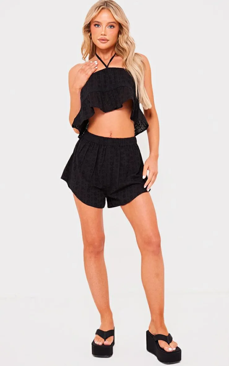 Hot PrettyLittleThing Broderie High Waisted Shorts Black