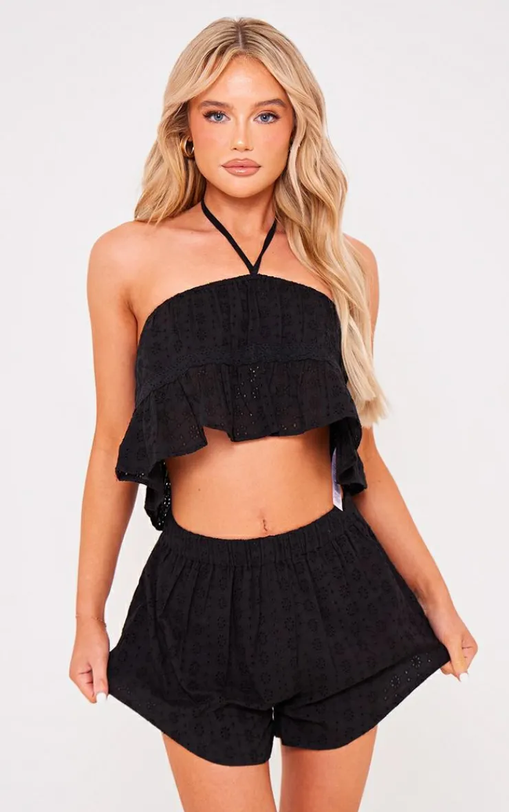 Hot PrettyLittleThing Broderie High Waisted Shorts Black