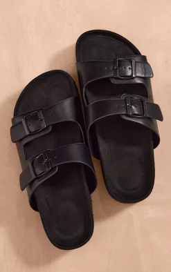 PrettyLittleThing Flat Sandals*PU Round Toe Double Buckle Strap Chunky Flat Sandals