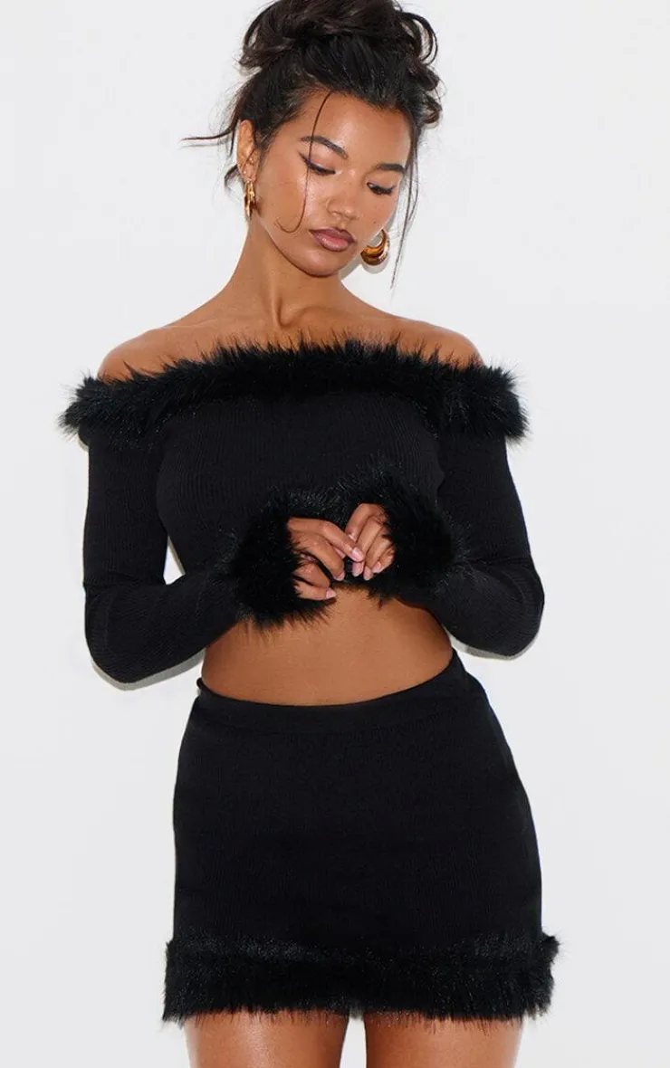 Hot PrettyLittleThing Rib Knit Fur Trim Mini Skirt Black