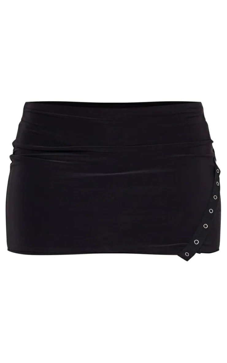 Hot PrettyLittleThing Slinky Low Rise Slit Hem Eyelet Detail Micro Mini Skirt Black