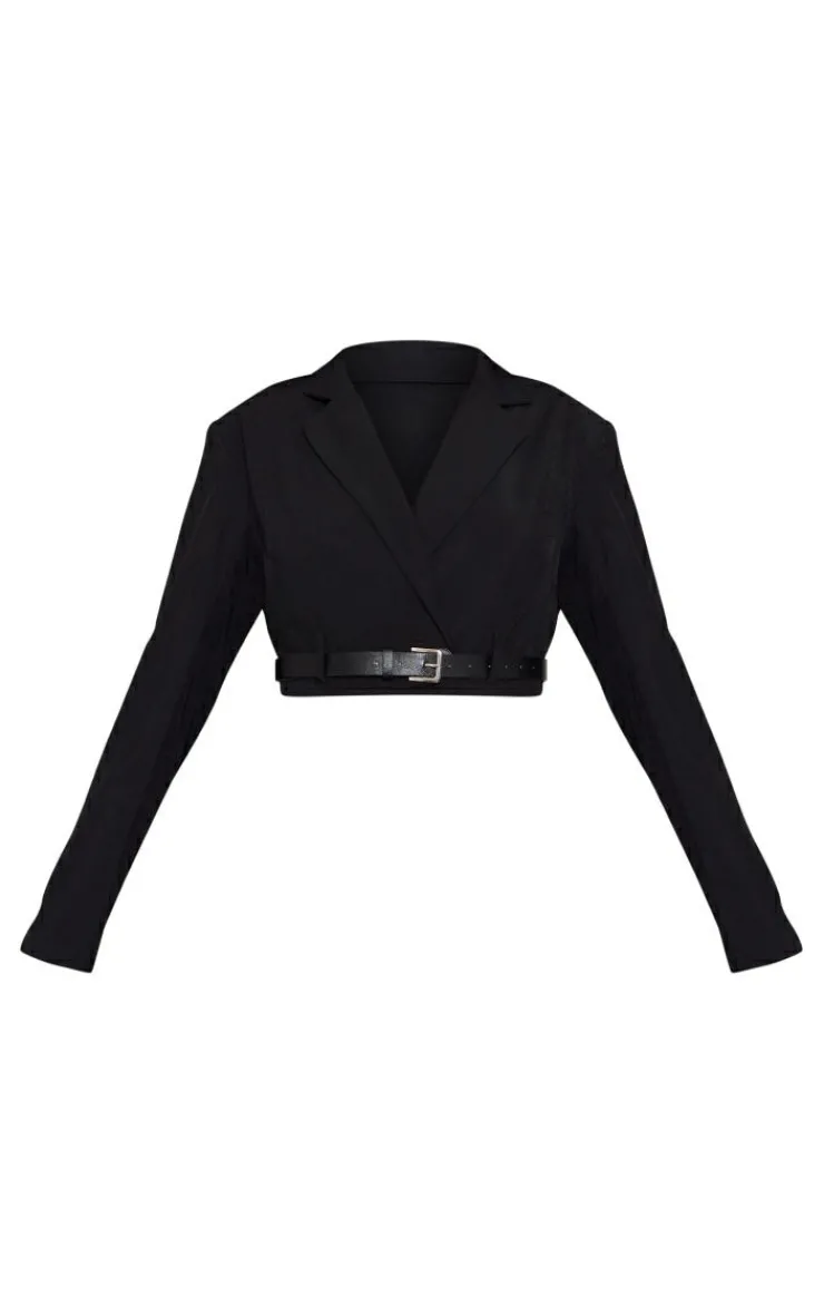 Online PrettyLittleThing Tailored Boxy Belt Cropped Blazer Black