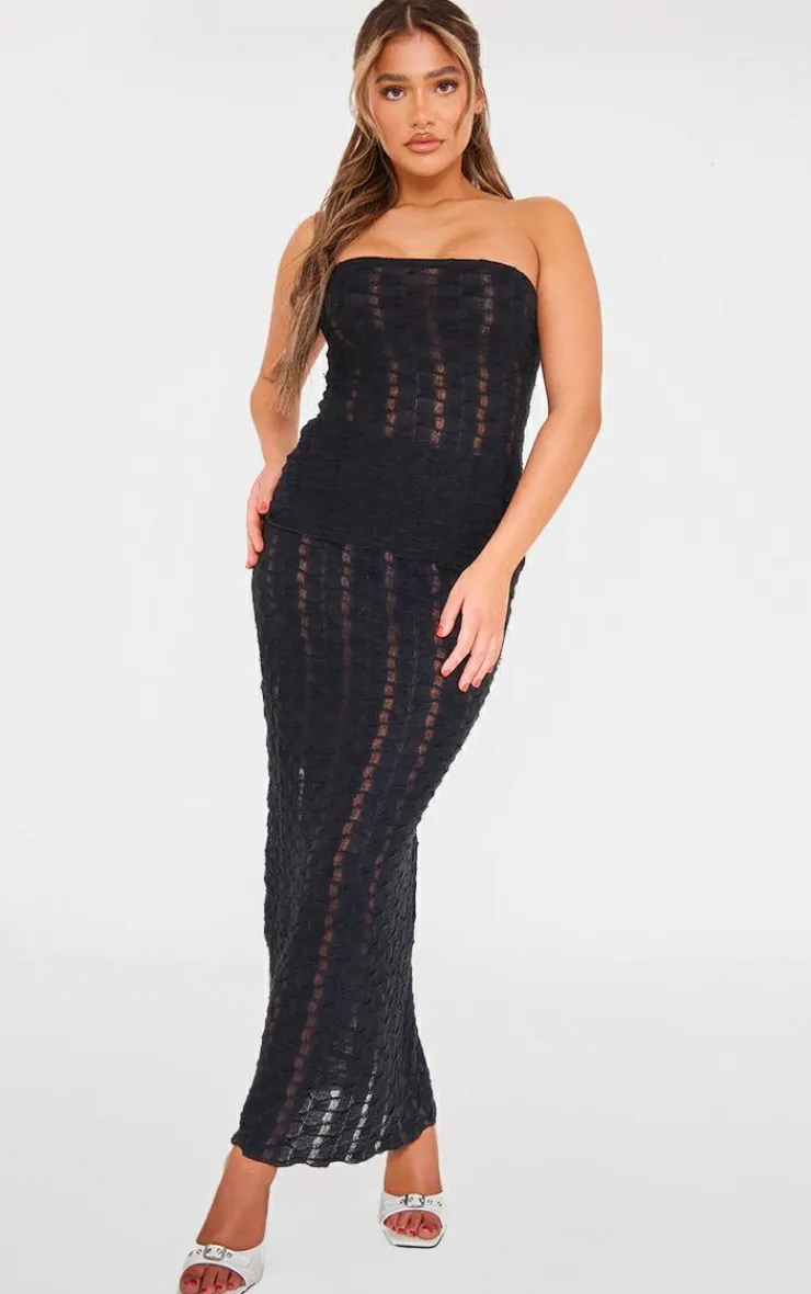 Online PrettyLittleThing Textured Rib Longline Flared Hem Bandeau Top Black