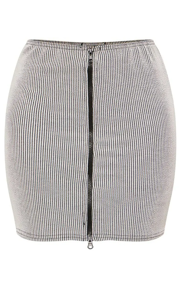 Sale PrettyLittleThing Two Tone Crinkle Rib Mini Skirt Black