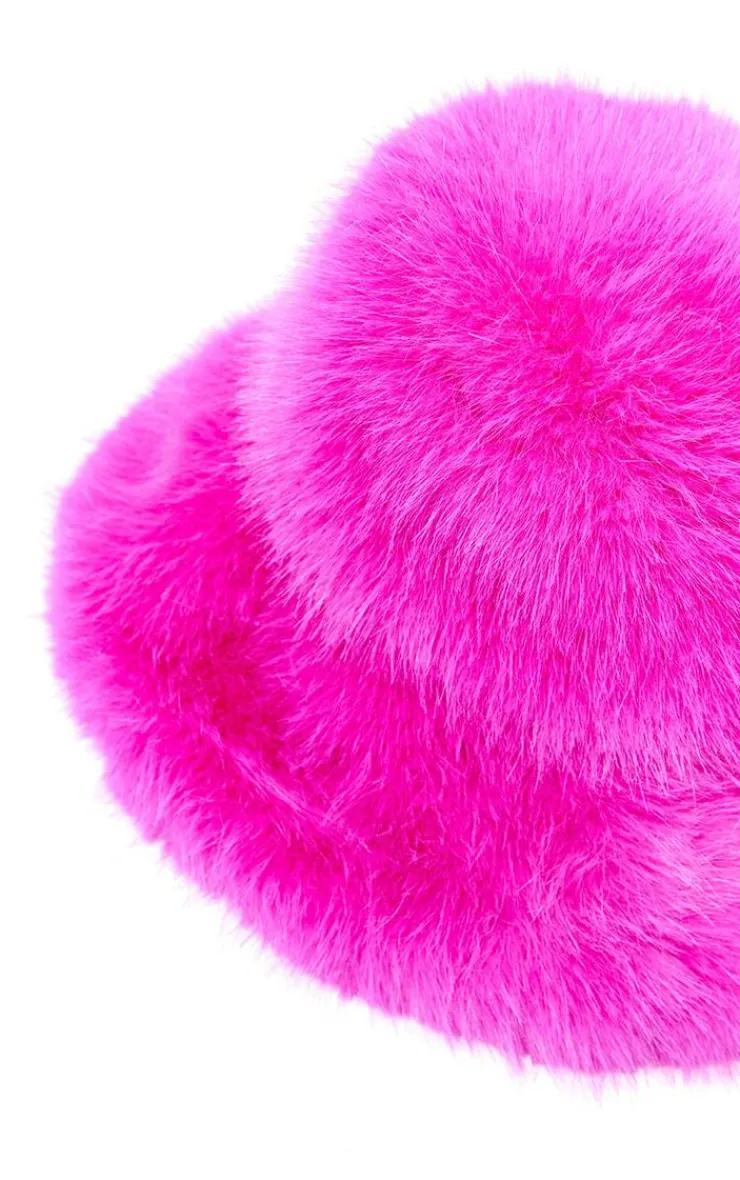 PrettyLittleThing Hats*Faux Fur Fluffy Bucket Hat