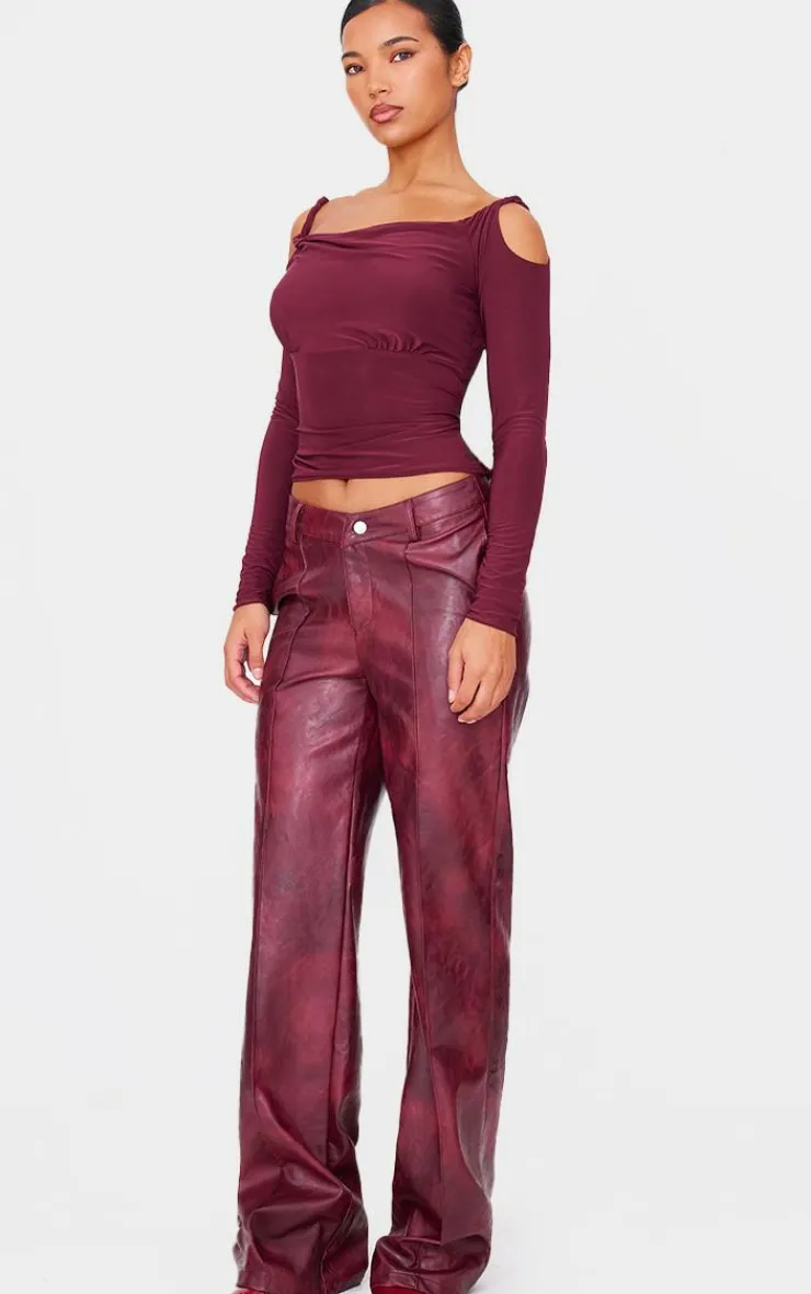 PrettyLittleThing Blouses*Slinky Twist Shoulder Detail Cut Out Top