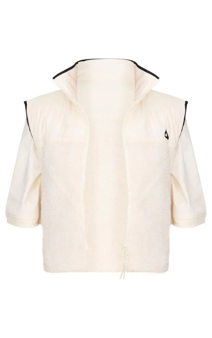 PrettyLittleThing Athletic Jackets*Contrast Borg Crop Puffer Vest