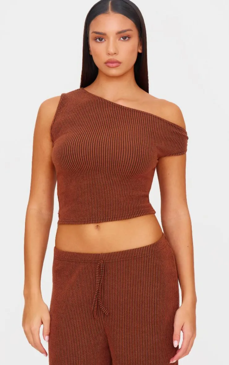 Sale PrettyLittleThing Two Tone Crinkle Rib Off Shoulder Top Chocolate Brown
