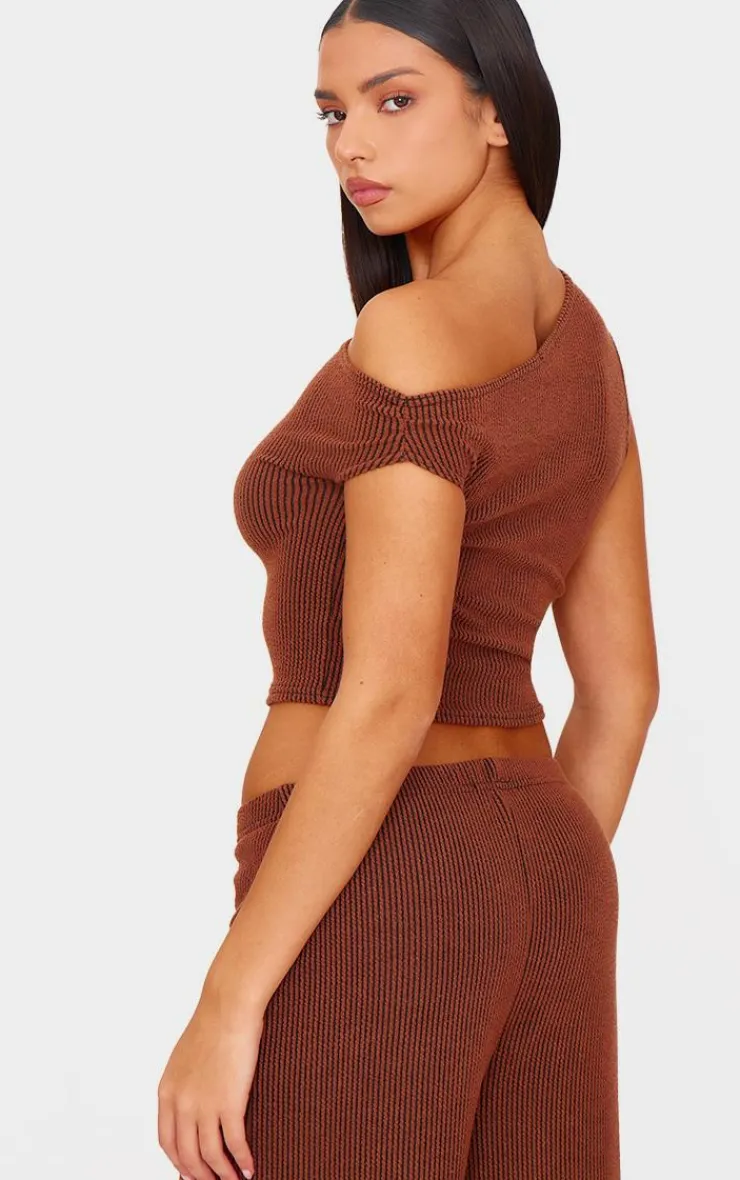 Sale PrettyLittleThing Two Tone Crinkle Rib Off Shoulder Top Chocolate Brown