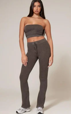 Online PrettyLittleThing Chocolate Faded Snatched Rib Bandeau Crop Top Chocolate.