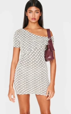 Contrast Textured Asymmetric One Shoulder Bodycon Dress-PrettyLittleThing Discount