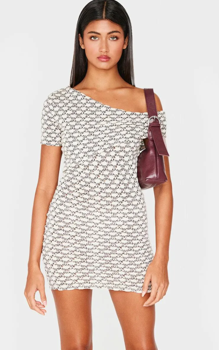 Contrast Textured Asymmetric One Shoulder Bodycon Dress-PrettyLittleThing Discount