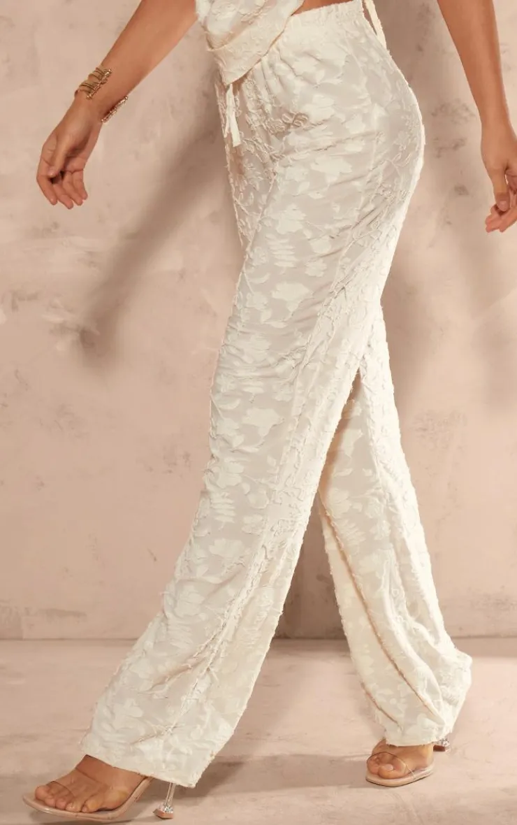 Online PrettyLittleThing Woven Floral Mid Rise Wide Leg Pants Cream