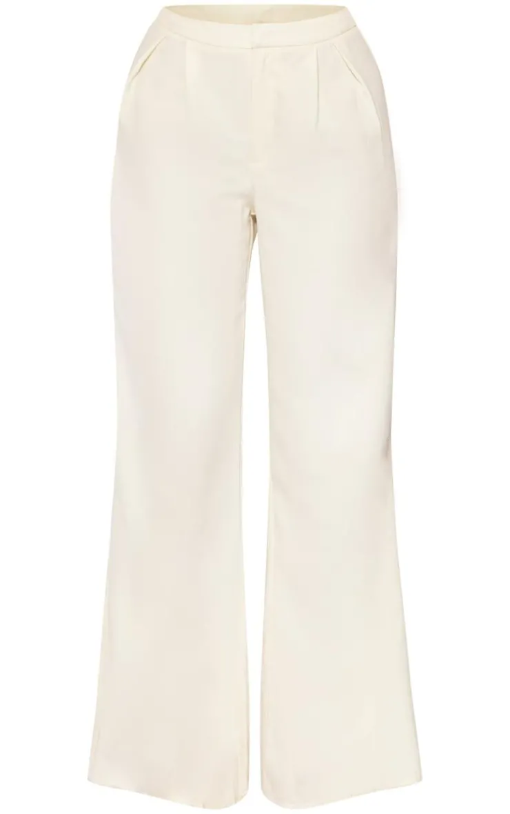 Hot PrettyLittleThing Woven Pleated Mid Rise Wide Leg Pants Cream