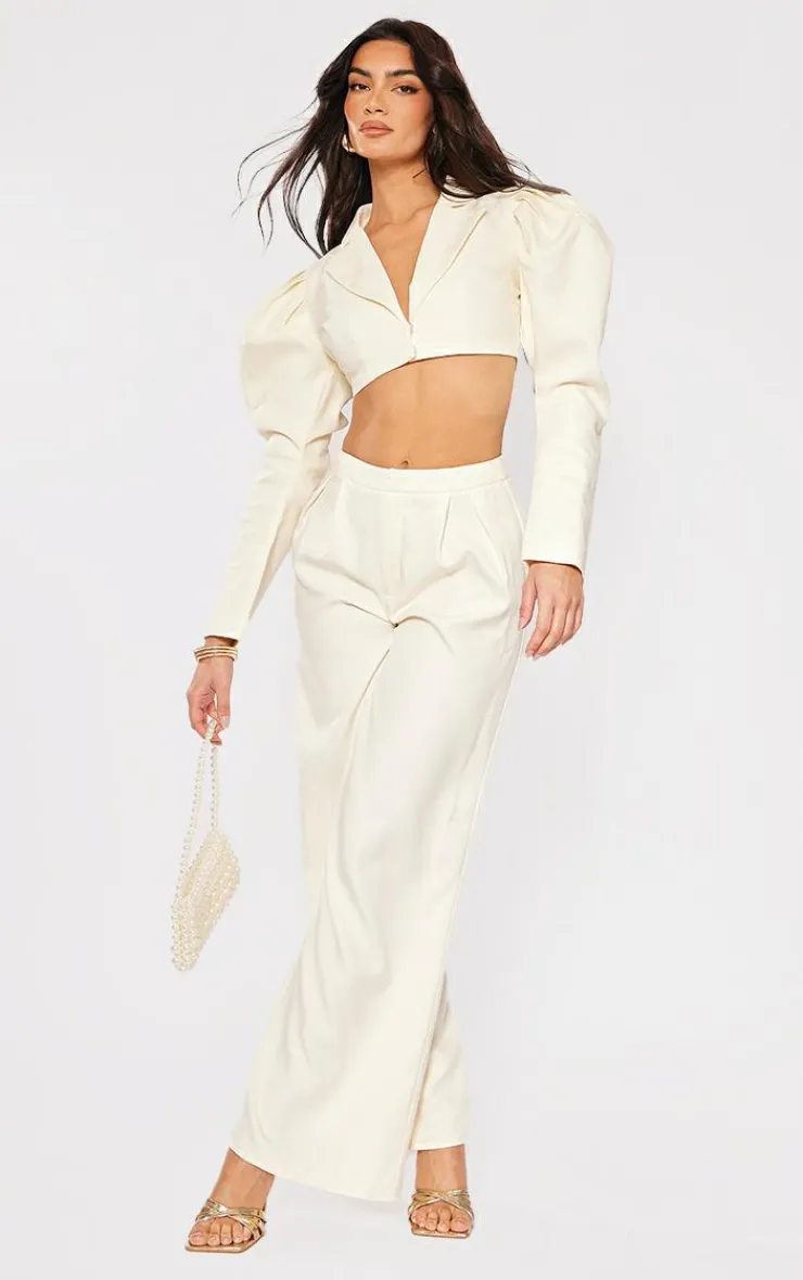 New PrettyLittleThing Woven Puff Sleeve Cropped Blazer Cream