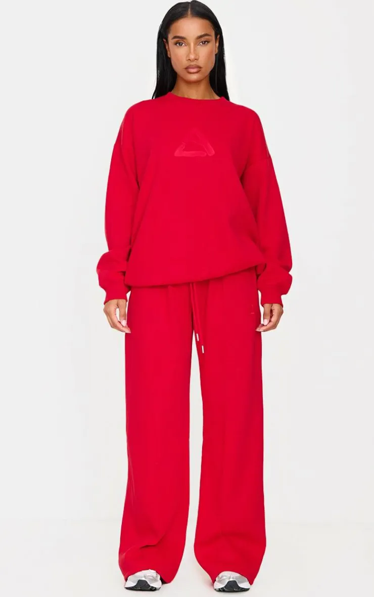 PrettyLittleThing Gym Wear*Dark Embroide Straight Leg Sweatpants