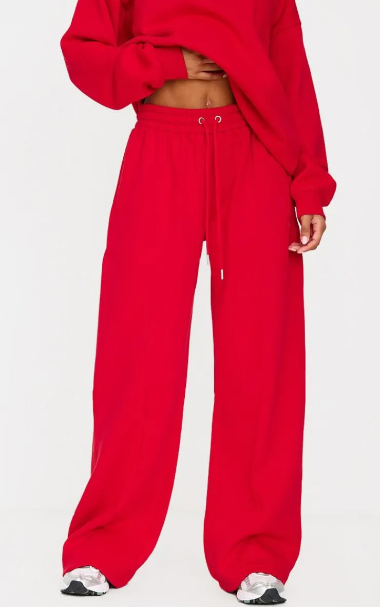 PrettyLittleThing Gym Wear*Dark Embroide Straight Leg Sweatpants