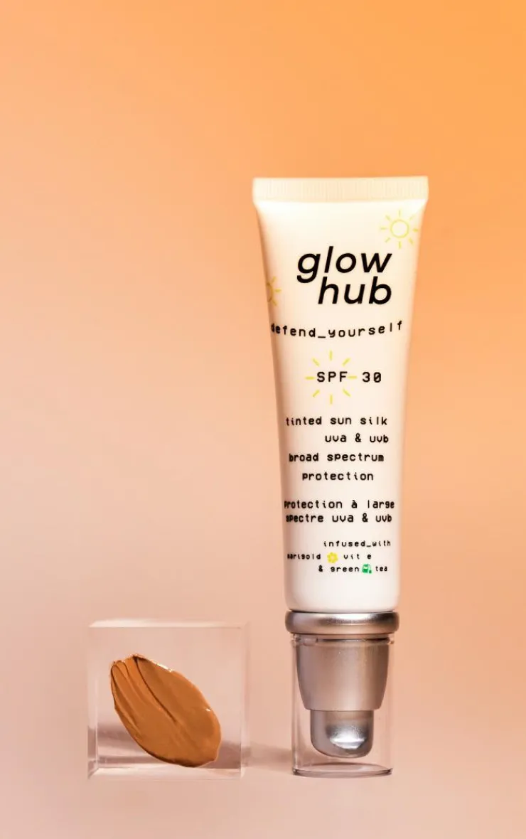 PrettyLittleThing Sun Care*Glow Hub Tinted Sunsilk SPF 30 -