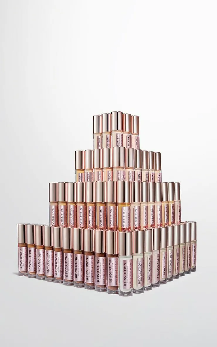 PrettyLittleThing Concealers*Makeup Revolution Conceal & Define Concealer