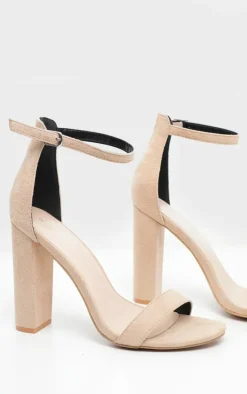 PrettyLittleThing Wide Fit Sandals*Wide Fit Faux Suede Round Toe Block Heeled Sandals