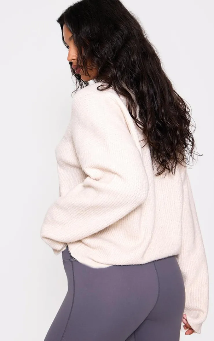 PrettyLittleThing Sweaters*Soft Knit V Neck Oversized Sweater