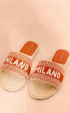 PrettyLittleThing Flat Sandals*Beaded Round Toe 