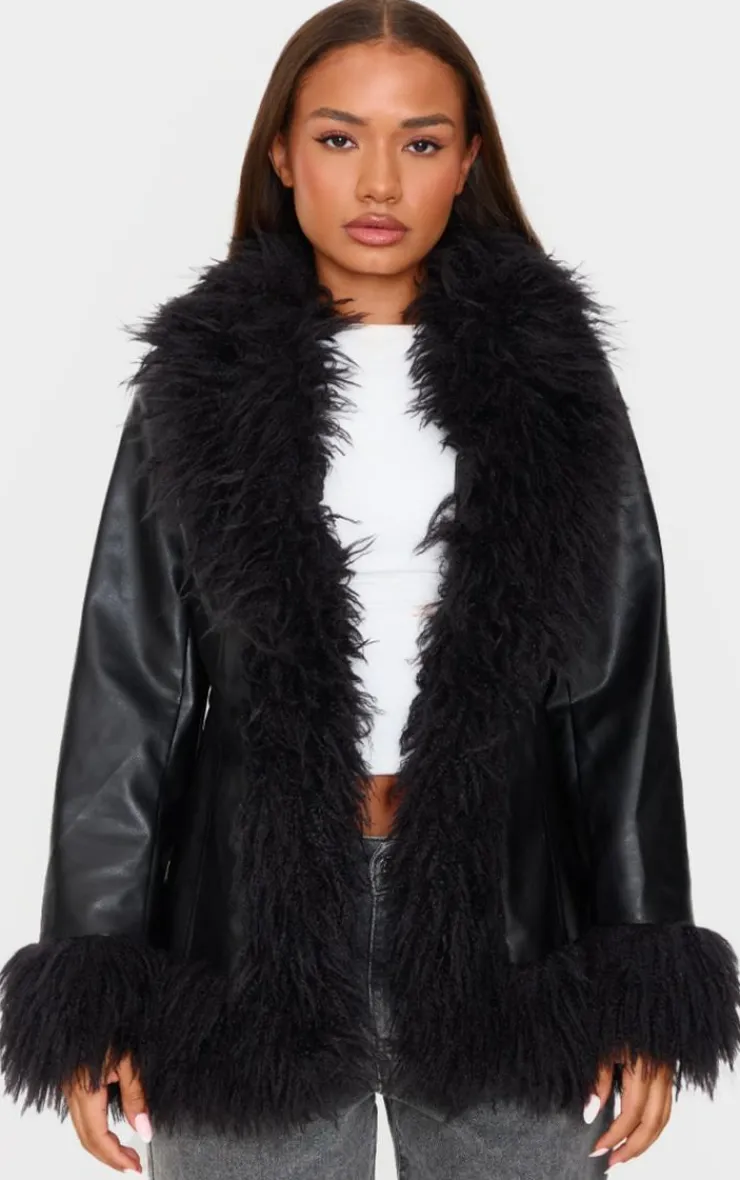 PrettyLittleThing Faux Leather Jackets*Petite Faux Leather Longline Jacket With Fur Trims