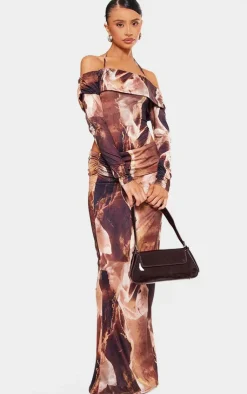 New PrettyLittleThing Petite Slinky Ruched Waistband Maxi Skirt Brown