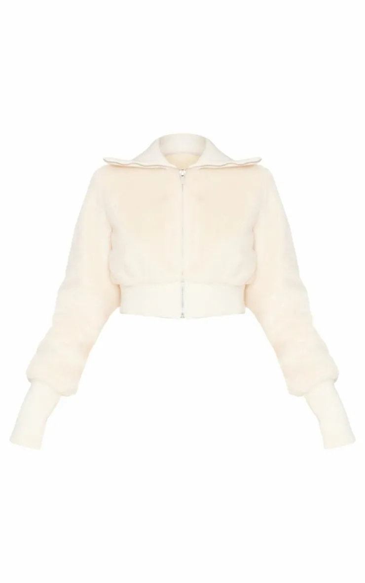 Clearance PrettyLittleThing Petite Cropped Zip Up Faux Fur Jacket Cream