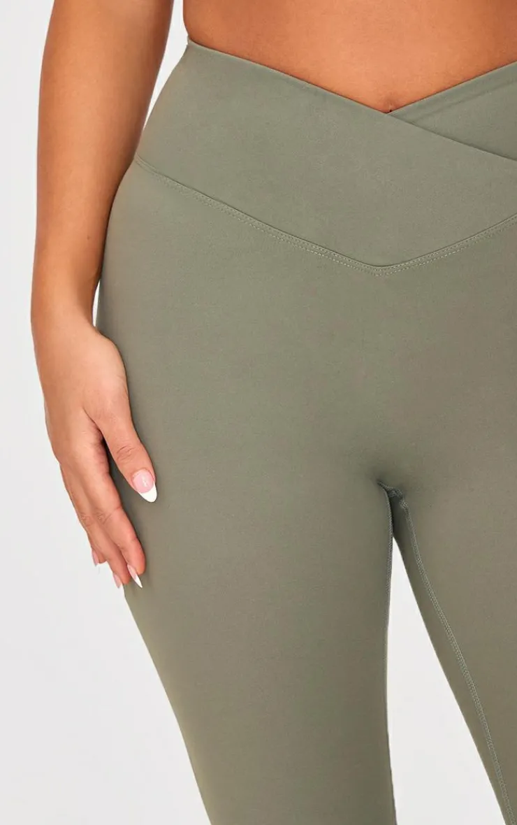 PrettyLittleThing Snatched*Petite Snatched Sculpt Wrap Over Leggings