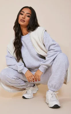PrettyLittleThing Basic Tops*Petite Basic Ultimate Oversized Sweatshirt