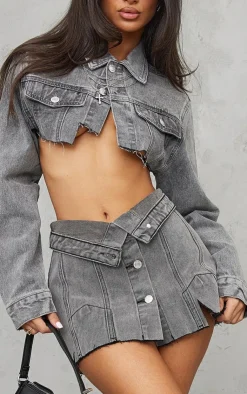 Clearance PrettyLittleThing Petite Wash Distressed Super Cropped Denim Jacket Grey