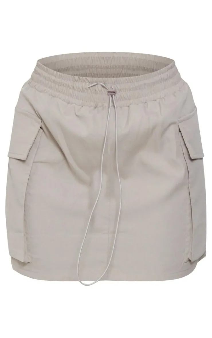 PrettyLittleThing Petite Cargo Mini Skirt Stone