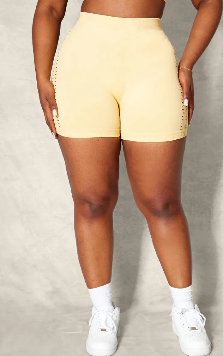 PrettyLittleThing Gym Shorts*PLT SPORT Plus Seamless Distressed Shorts