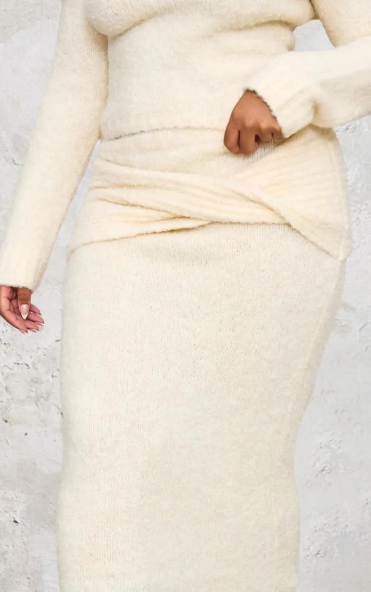 Online PrettyLittleThing Plus Soft Bobble Knit Foldover Maxi Skirt Cream