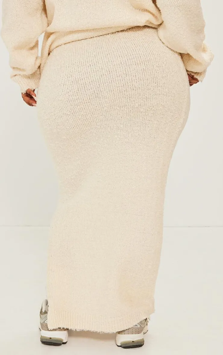 Clearance PrettyLittleThing Plus Soft Knit Boucle Maxi Skirt Cream
