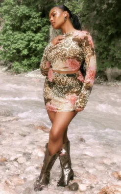 Best PrettyLittleThing Plus Leopard Print Mesh Long Sleeve Crop Top Green