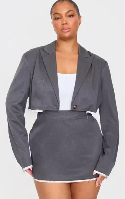 Clearance PrettyLittleThing Plus Contrast Binding Cropped Blazer Grey