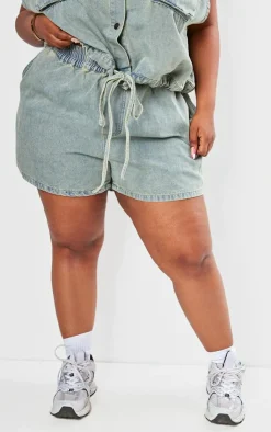 New PrettyLittleThing Plus Elasticated Waist Denim Shorts Vintage Light Wash