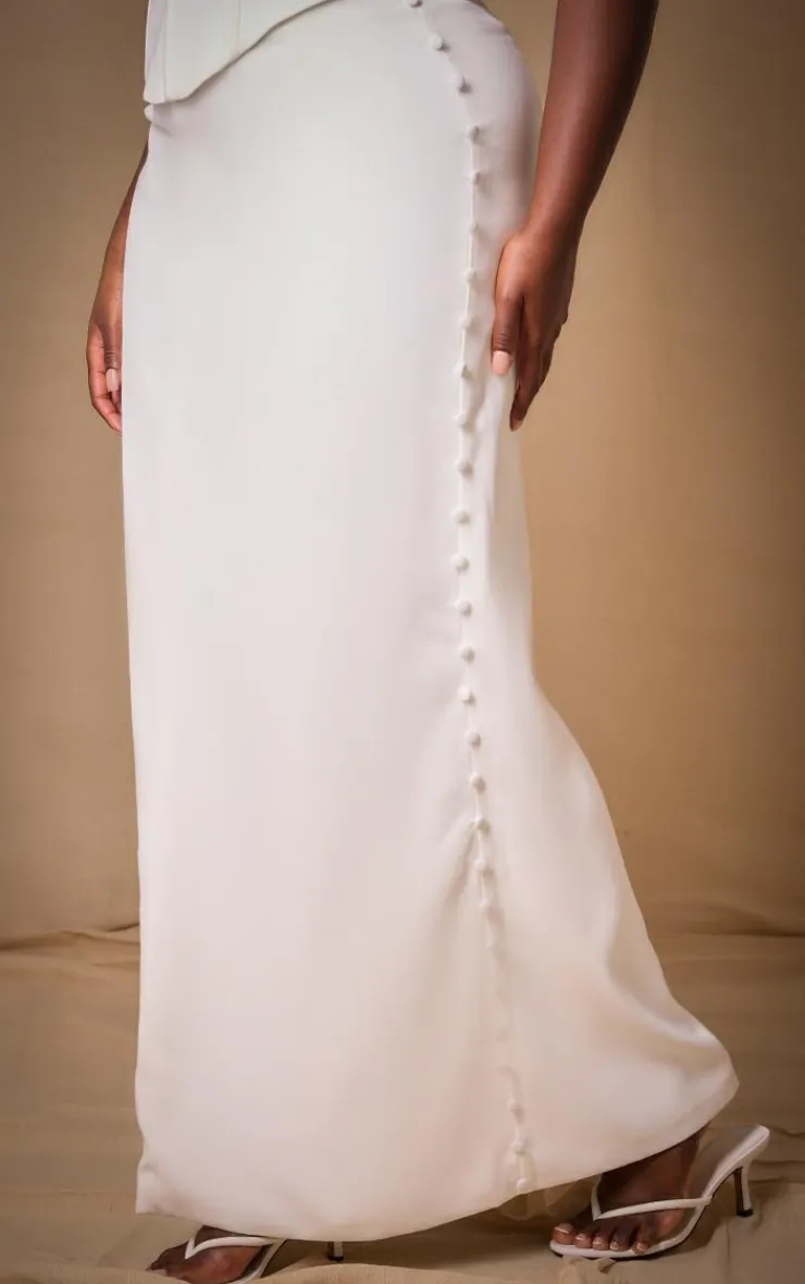 New PrettyLittleThing Premium Plus Woven Button Detail Maxi Skirt White