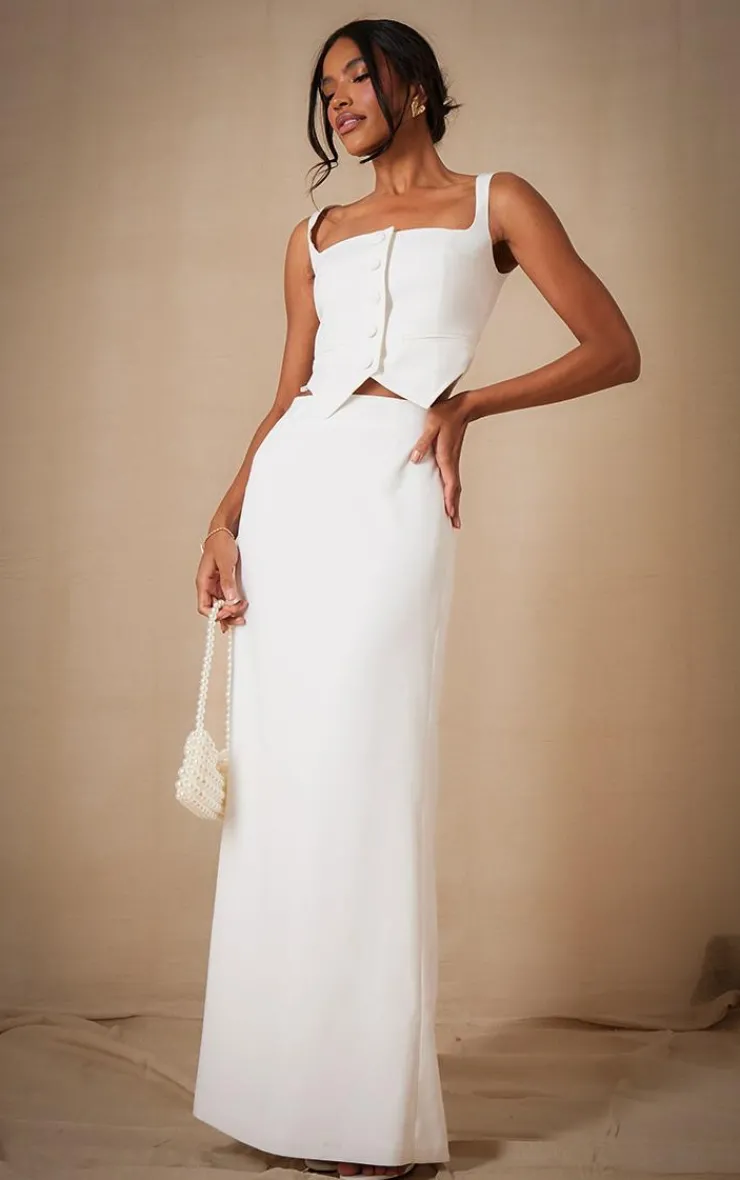 Online PrettyLittleThing Premium Woven Square Neck Cropped Vest White