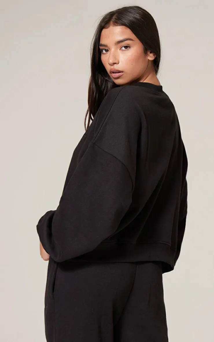 New PrettyLittleThing Boxy Embroidered Sweatshirt Black