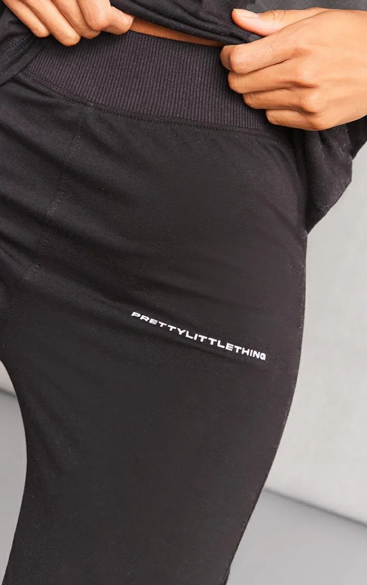 New PrettyLittleThing Printed Flared Pants Black