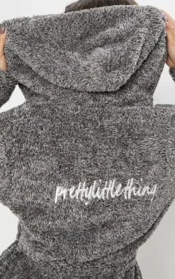 PrettyLittleThing Christmas Gifts*Fluffy Bath Robe