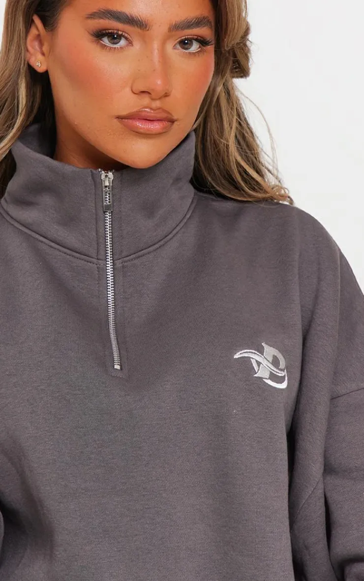 PrettyLittleThing Grey Sweatsuits*Logo Embroidered Half Zip Sweatshirt