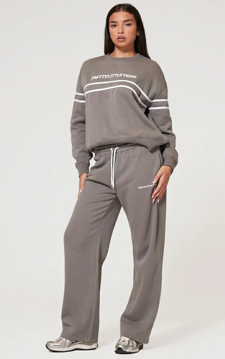 Clearance PrettyLittleThing Contrast Print Oversized Sweatshirt Charcoal