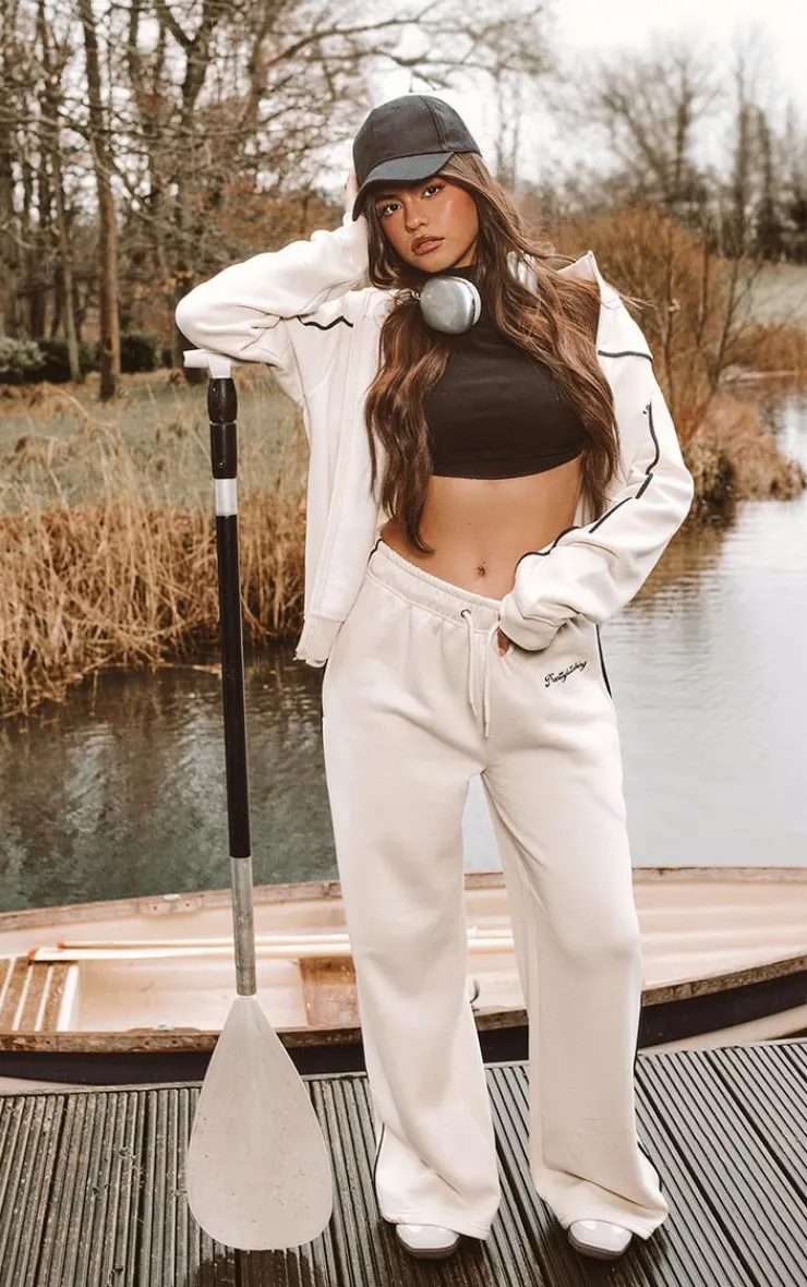 Hot PrettyLittleThing Contrast Piping Detail Zip Through Track Top Cream